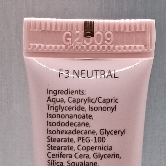 5 For $25 Item🌸 Girlactik 2-in-1 Luminous Tint Foundation shade F3 NEUTRAL - Picture 4 of 4